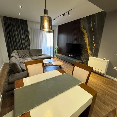 Homerent Old Bazaar 21 Apartment *