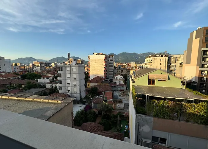 Homerent Old Bazaar 21 *